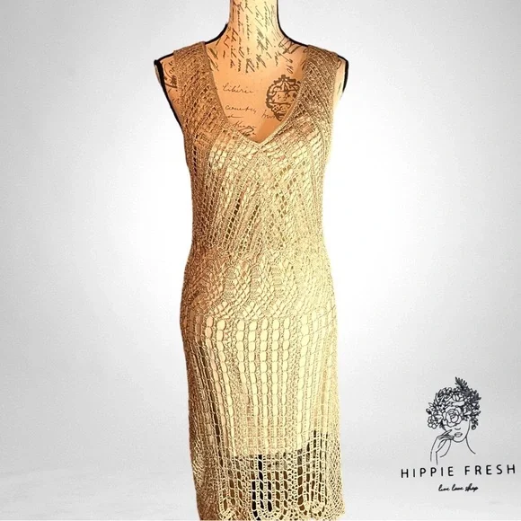 green emerald velvet dress Shop Antonio Melani clothing and handbags at SilkRoll. Trade with us!
